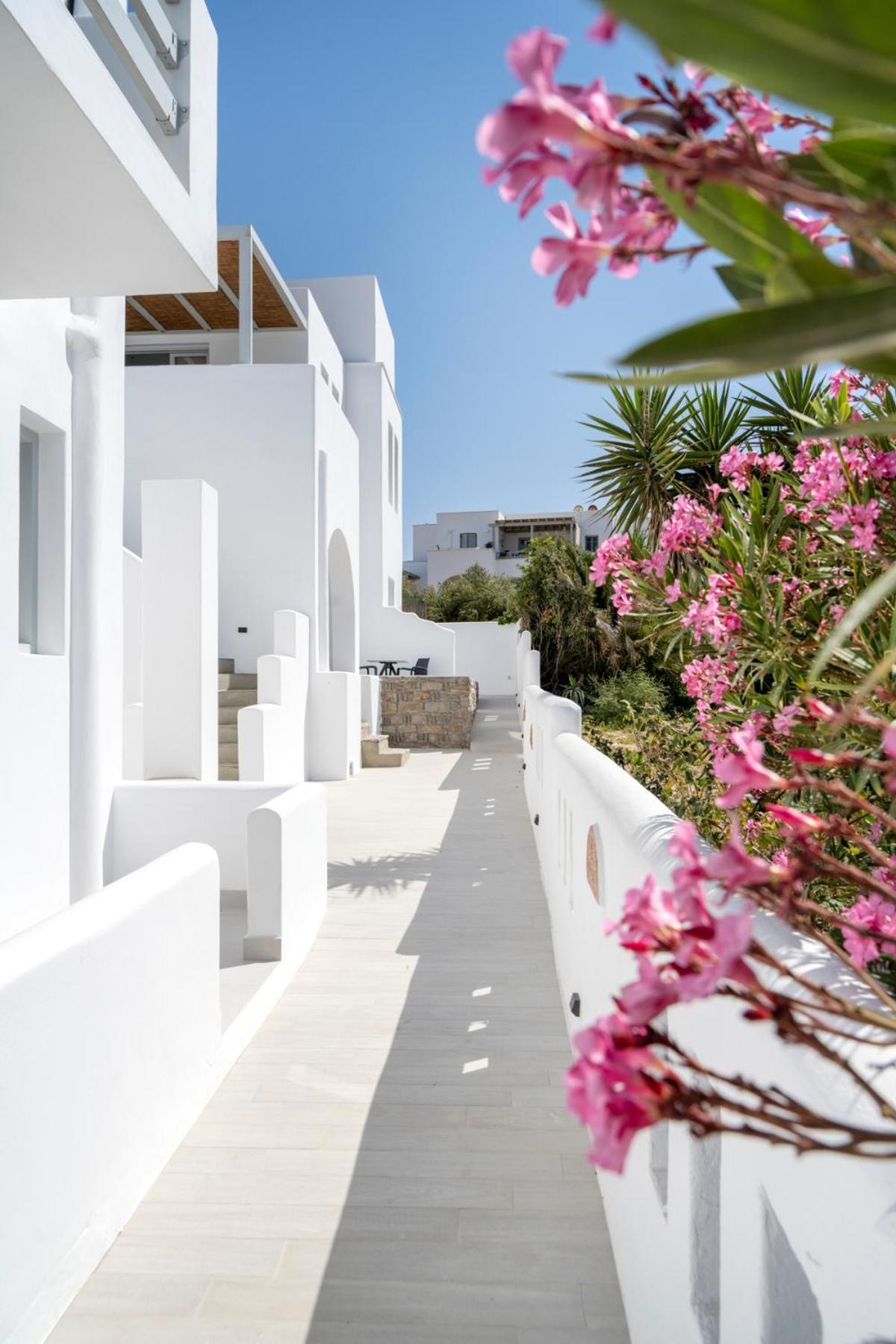 Quartano Suites By Heliessa, Adults Only Naoussa Exterior foto