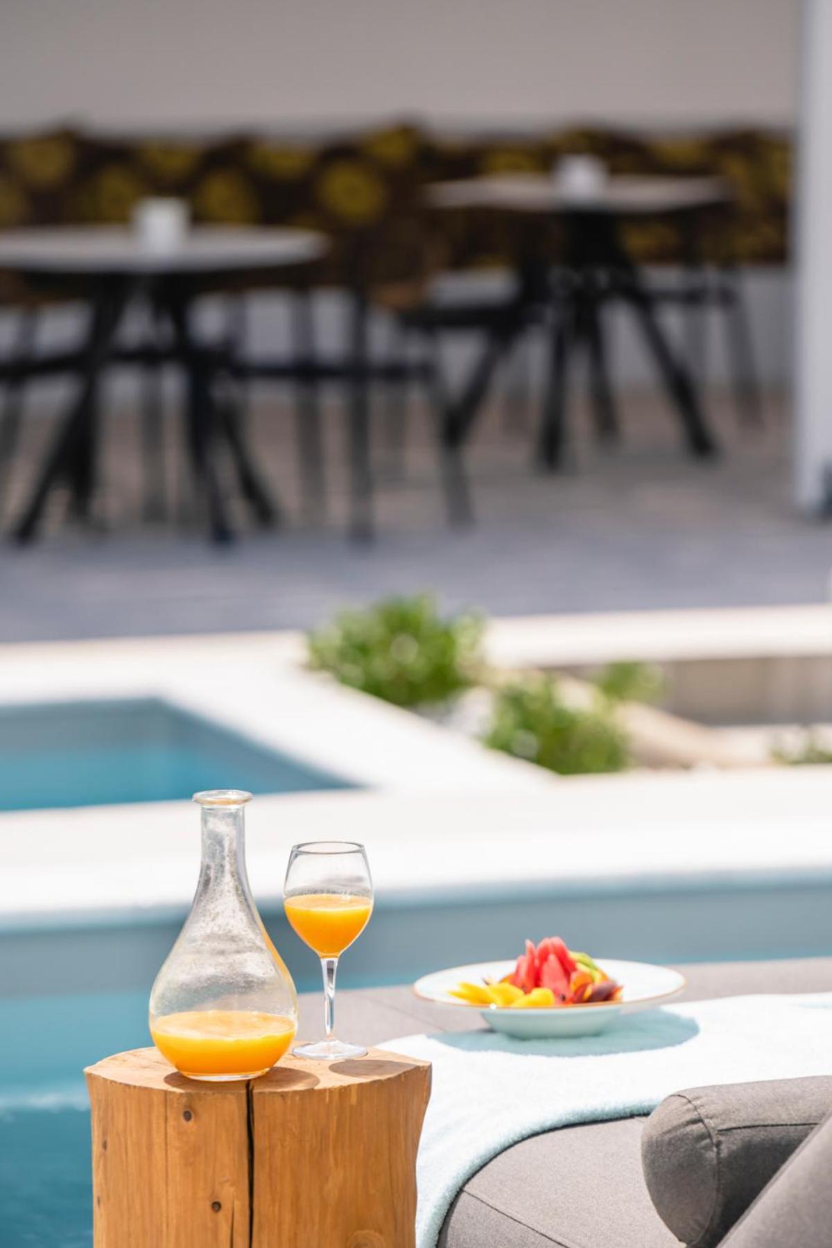 Quartano Suites By Heliessa, Adults Only Naoussa Exterior foto