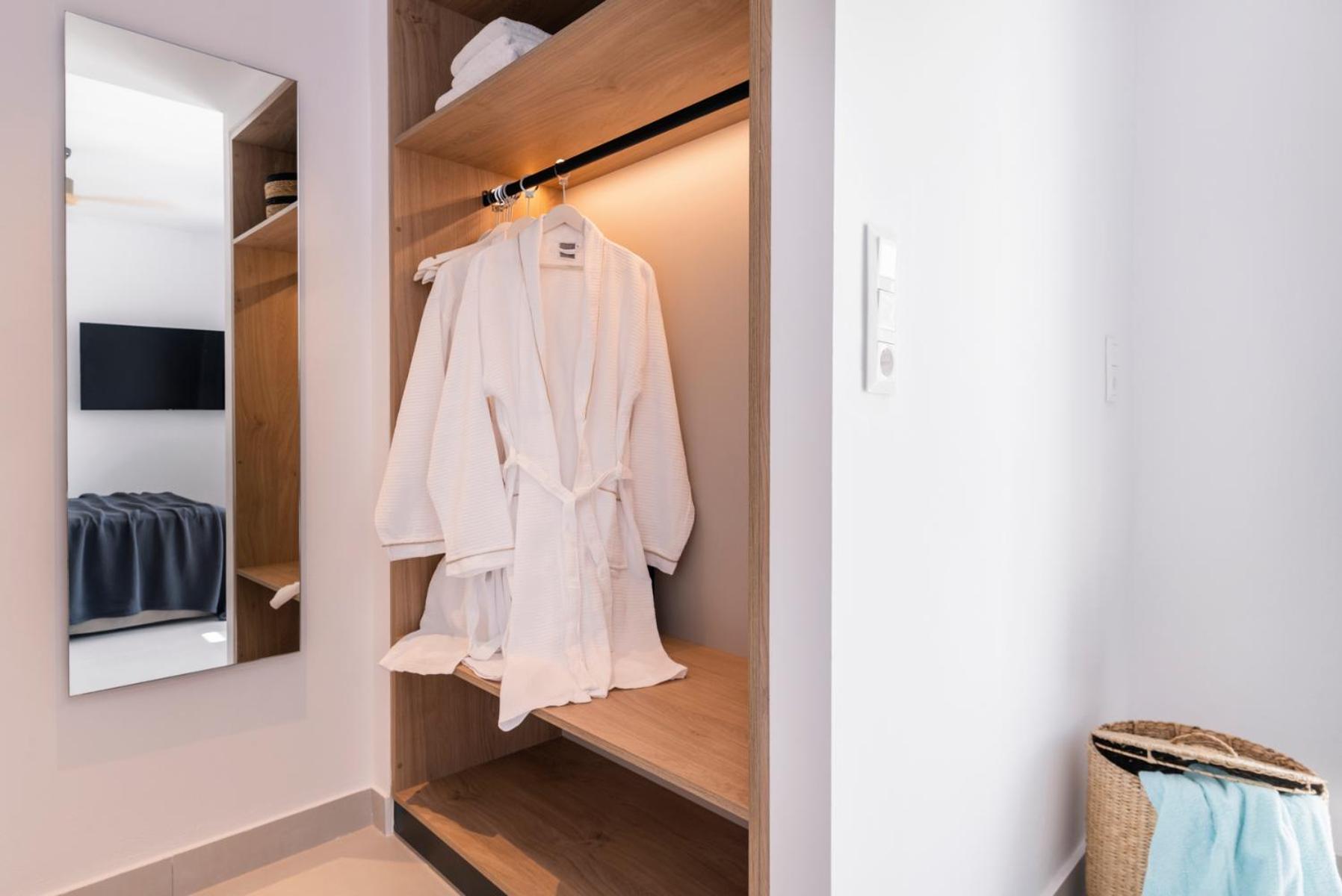 Quartano Suites By Heliessa, Adults Only Naoussa Exterior foto